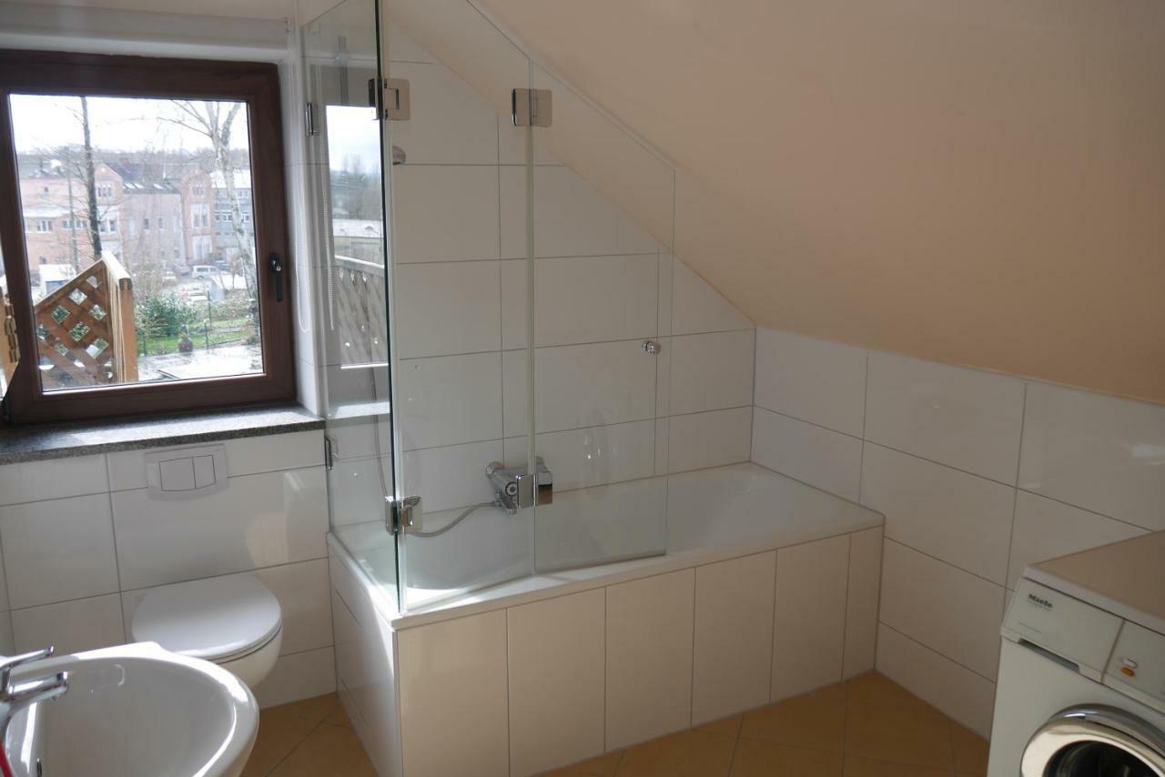 Apartment Fewo Central エッセン エクステリア 写真